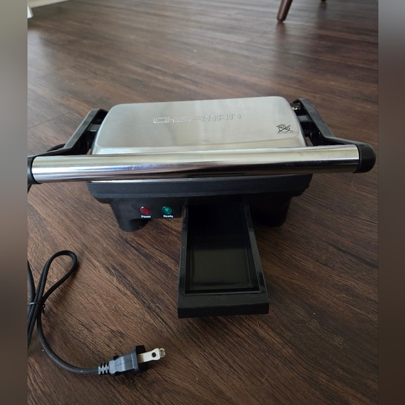 LIKE NEW CHEFMAN SANDWICH GRILLER - Picture 3 of 5